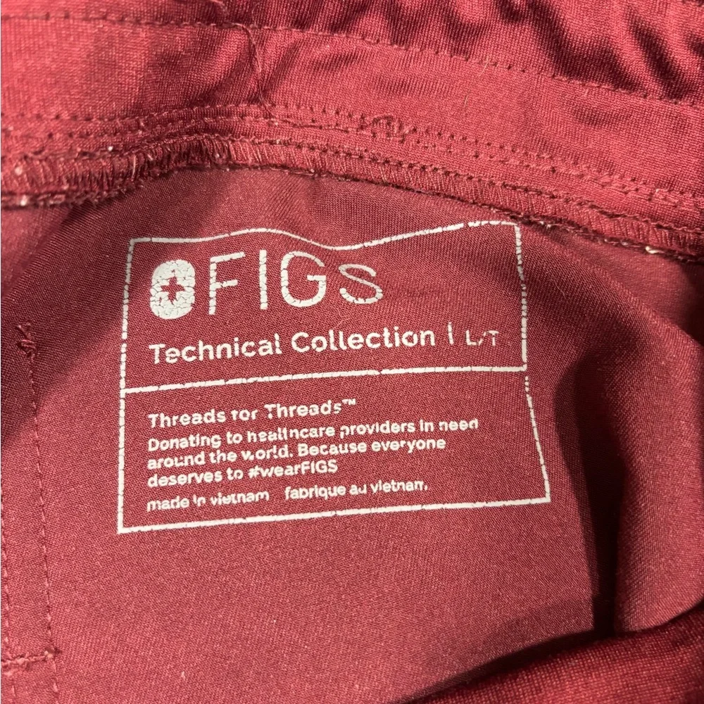 Figs Maroon V-Neck Scrub Top and Pants - Picture 6 of 7